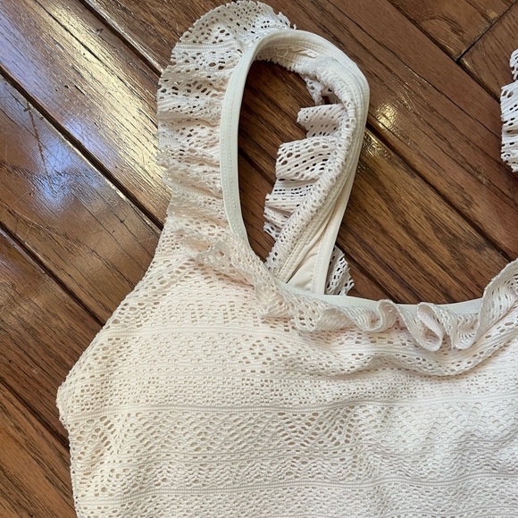 Andie Hydra One Piece Crochet Swimsuit - Picture 5 of 7